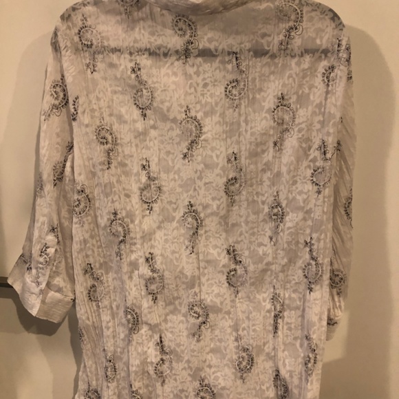 White cotton button down with light paisley print - Picture 2 of 2